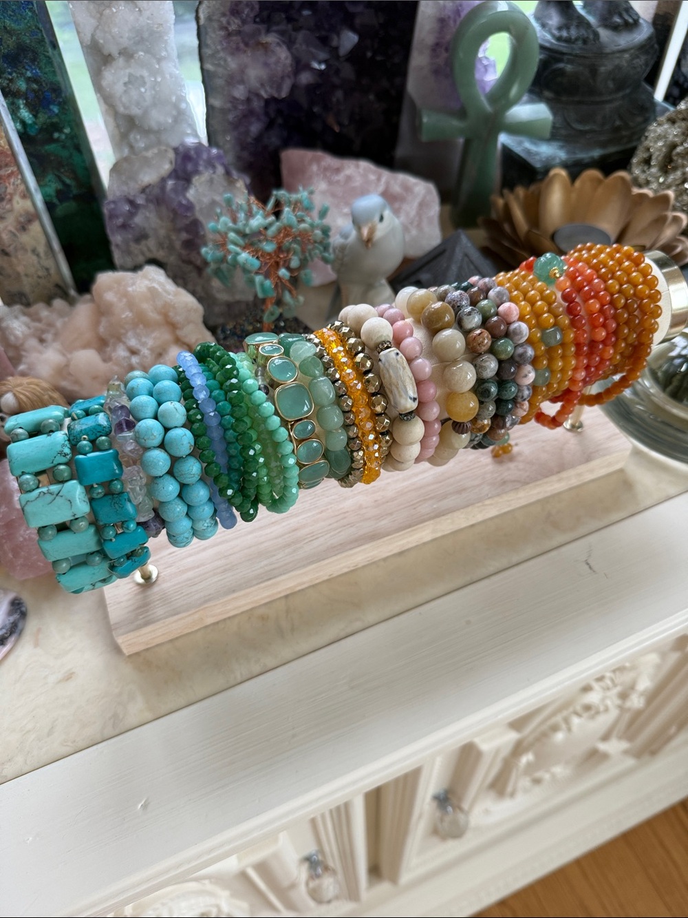 Lot Reseller Women's Beaded Bracelet Set in Turquoise, Green, Yellow, Pink